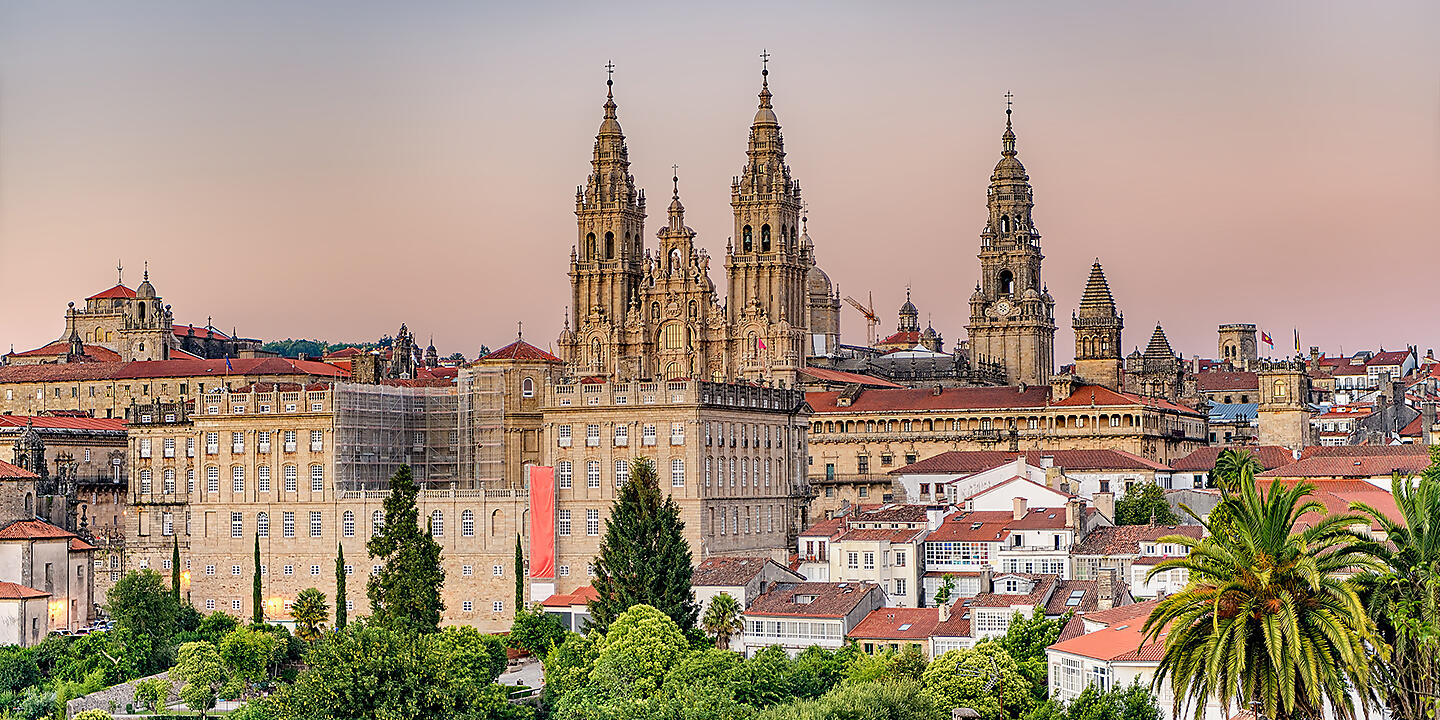 Lisbon to London: Cruising Europe's Western Shores – with Smithsonian Journeys Lisbon to London: Cruising Europe's Western Shores – with Smithsonian Journeys