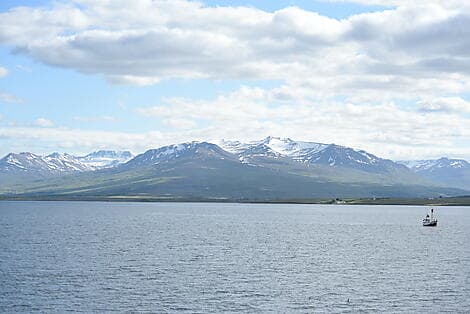 24 May 27 - Djúpivogur