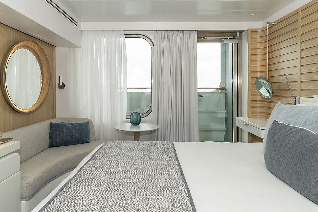 Carousel cabins: Lower deck balcony stateroom