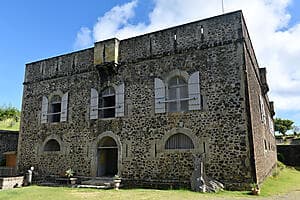 Walking tour & Napoleon fortress