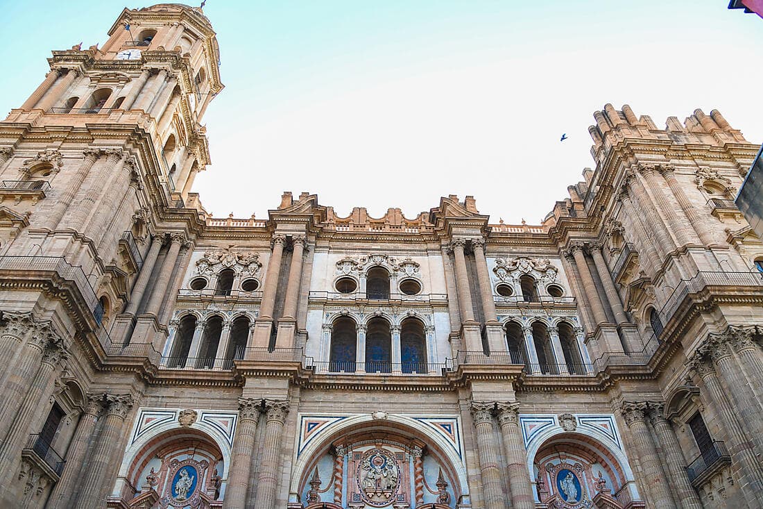 Walking tour of Malaga