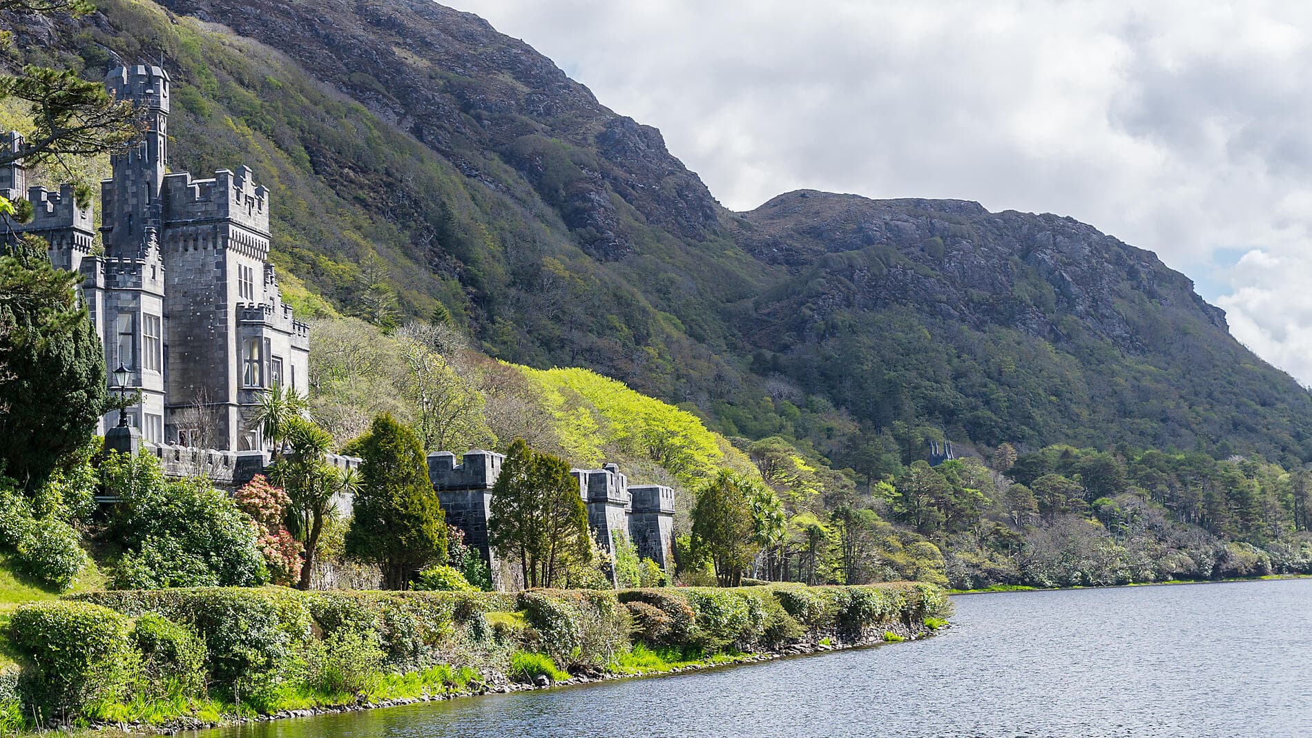 Circumnavigation of the Emerald Isle