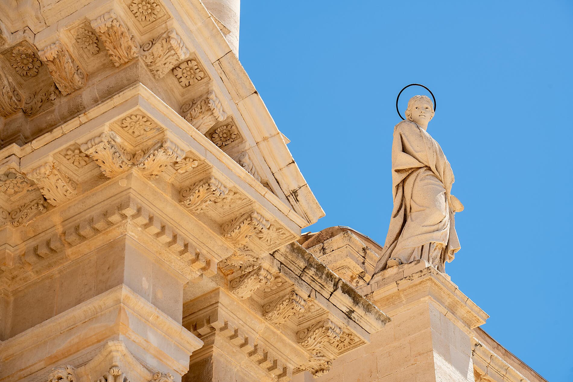 From the Iberian shores to the Italian coast 